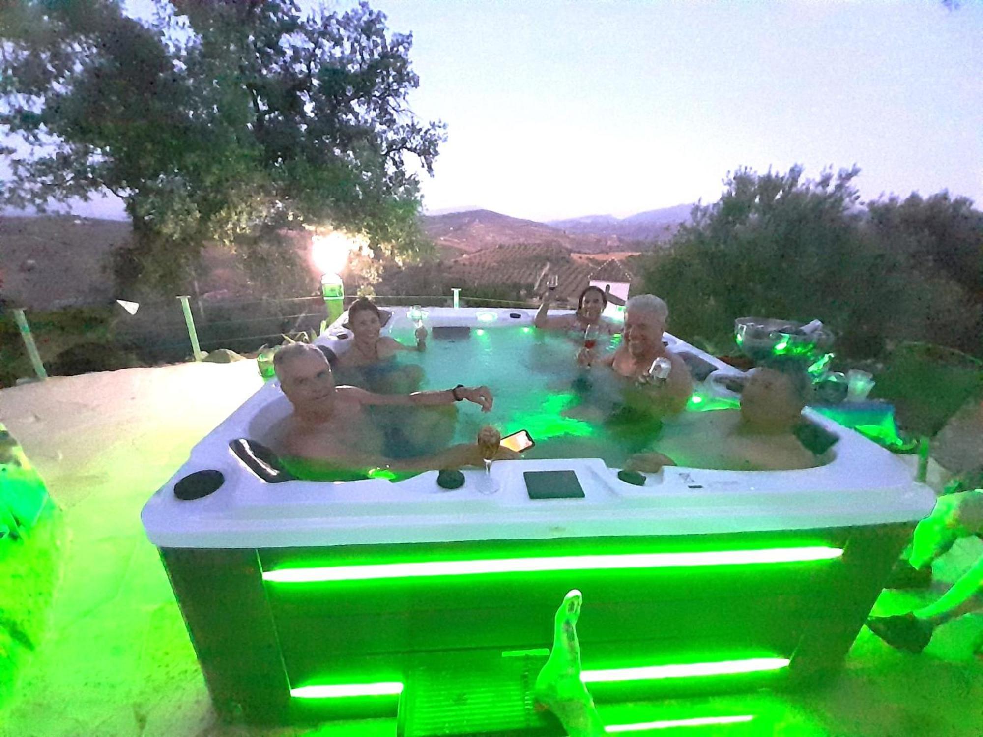 Rural Cottage, With Pool & Optional Private 6 Guests Jacuzzi 托洛克斯 外观 照片